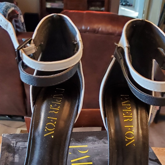 Heels - Picture 3 of 5